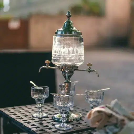 LE RITUEL DE L’ABSINTHE, L’HEURE VERTE   dimanche 11 mai à 18h  Durée 1h30